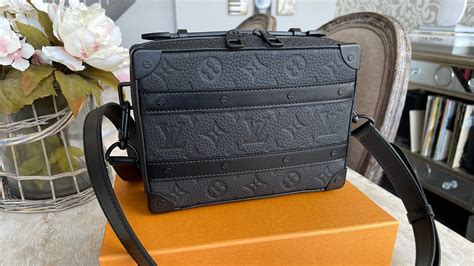 louis vuitton handle soft trunk.